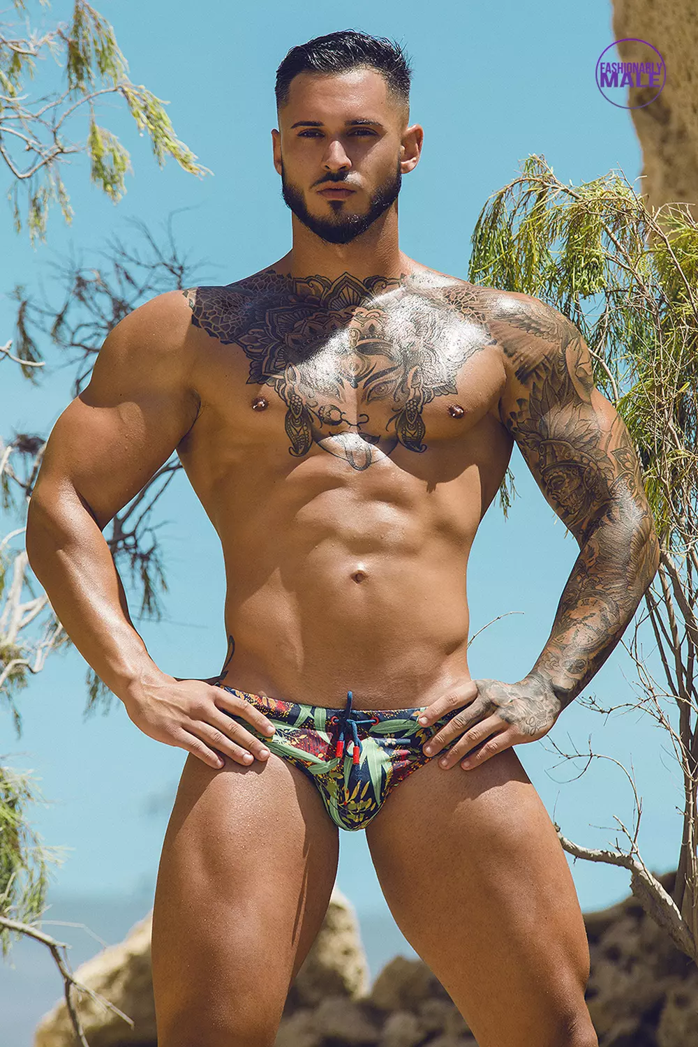 Model Fitness Antonio Crispino na-abịaghachi ekele Adrian C. Martín