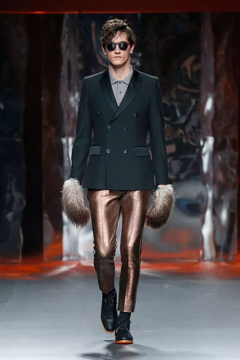 Ana Locking afslørede sin efterår/vinter 2015-kollektion under Mercedes-Benz Fashion Week Madrid.