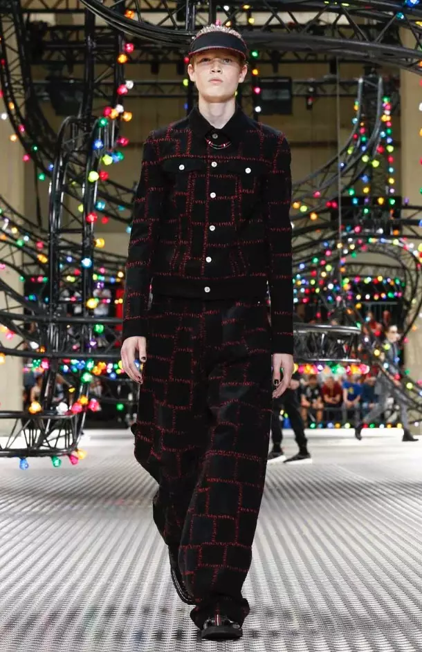 DIOR HOMME MENSWEAR orisun omi Igba ooru 2017 PARIS (15)