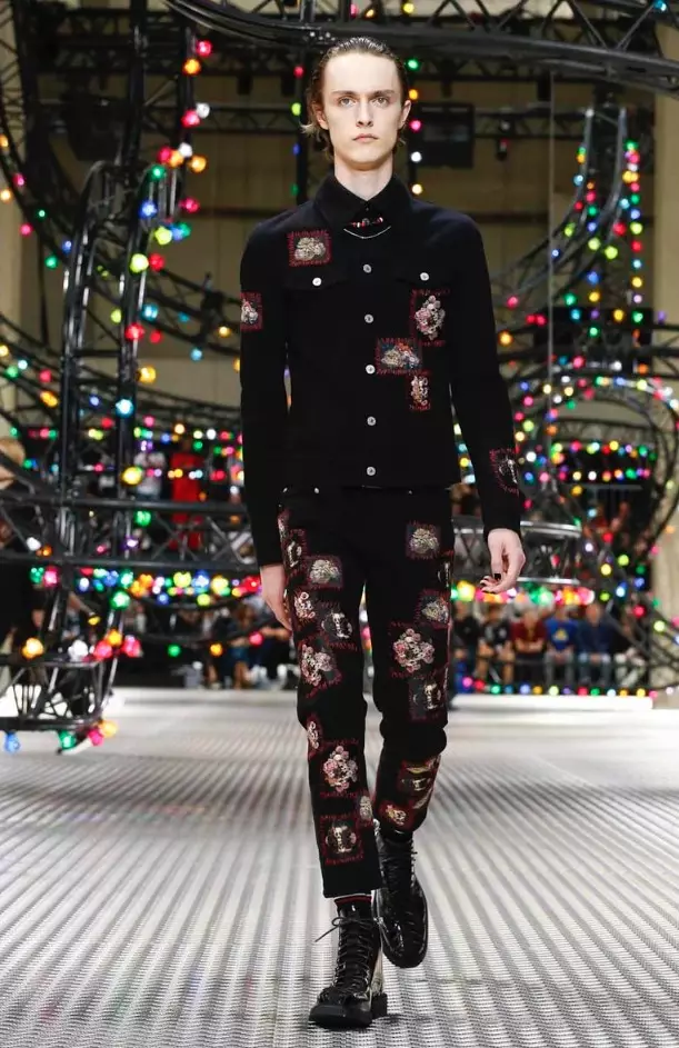 DIOR HOMME HERRAFLAÐAR VORSUMAR 2017 PARIS (41)