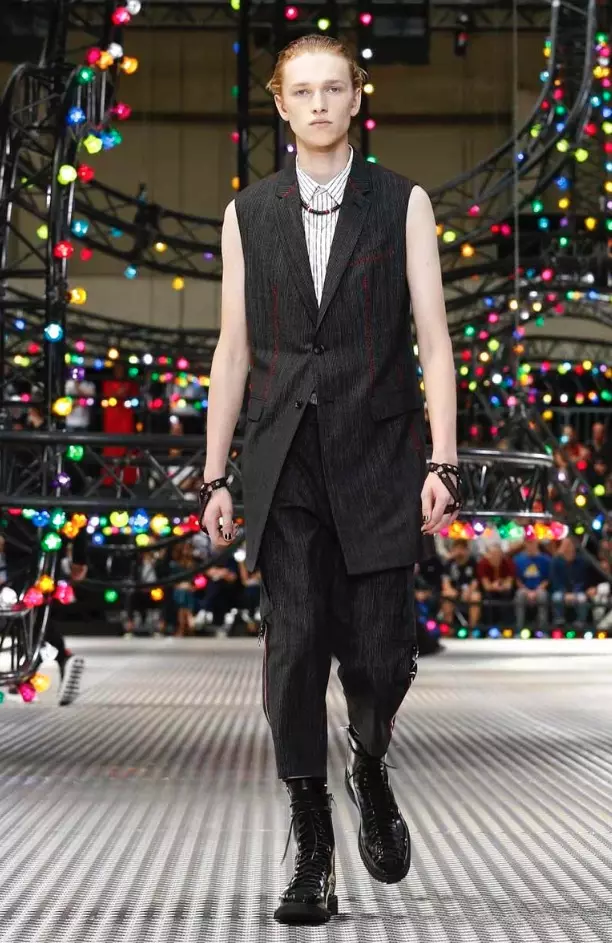 DIOR HOMME 남성복 SPRING SUMMER 2017 파리 (10)