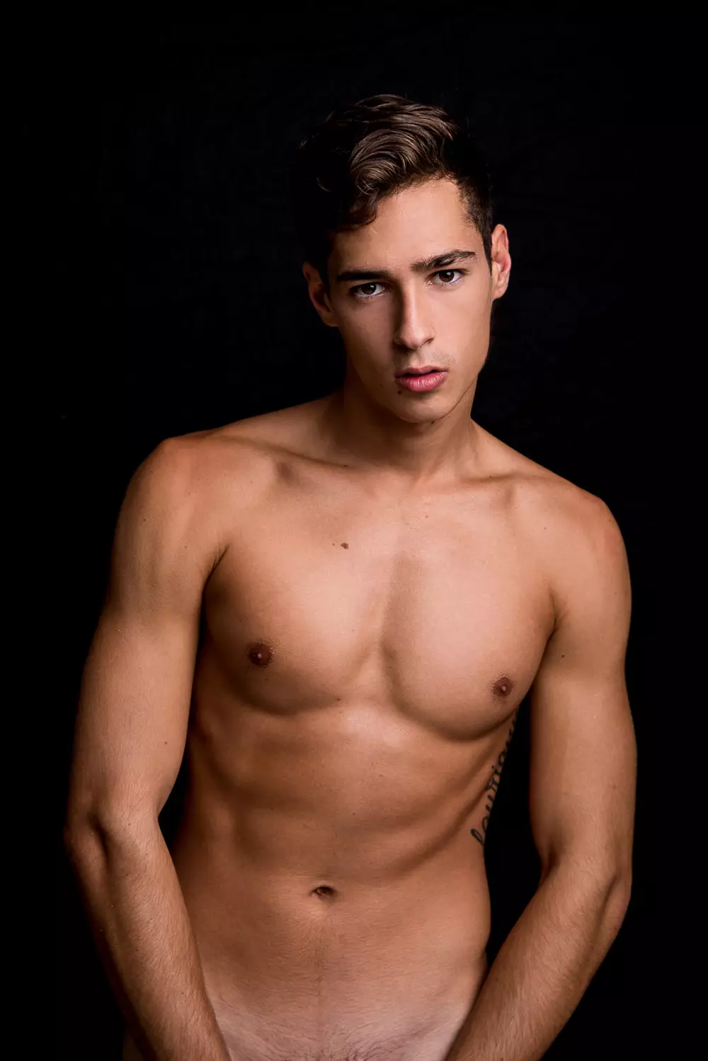 Presentamos de Elite Model Miami el nuevo y elegante rostro Dylan Lagalante de Fritz Yap en Miami Beach.