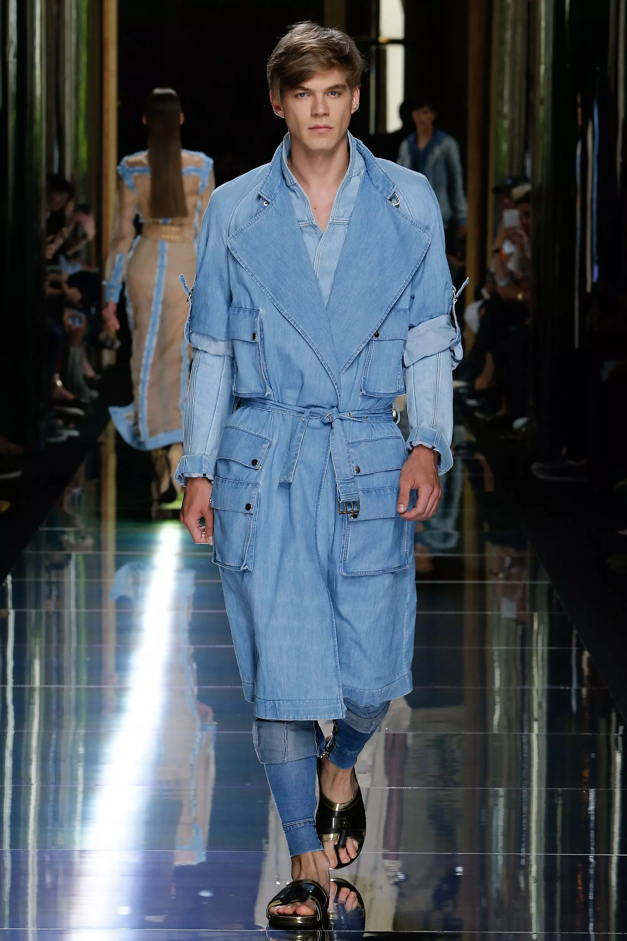 I-BALMAIN MENSWEAR SPRING SUMMER 2017 PARIS (7)