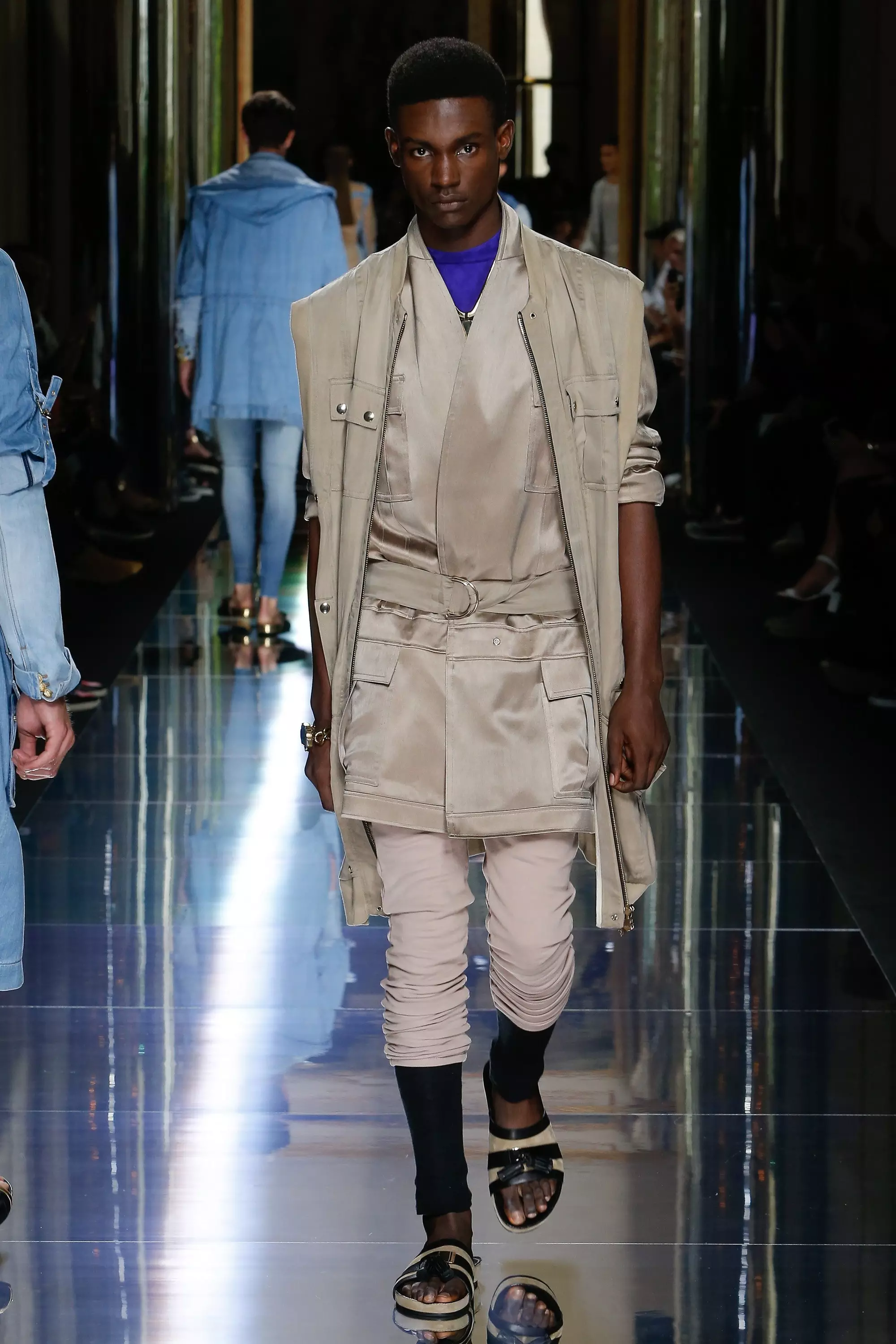 BALMAIN MENSWEAR SPRING SUMMER 2017 PARIS (8)