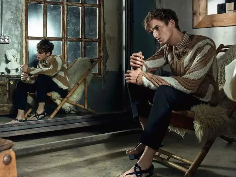 James Smith Harper's Bazaar-en Korea Man 2015eko Udaberri/Udako Erredakzioa