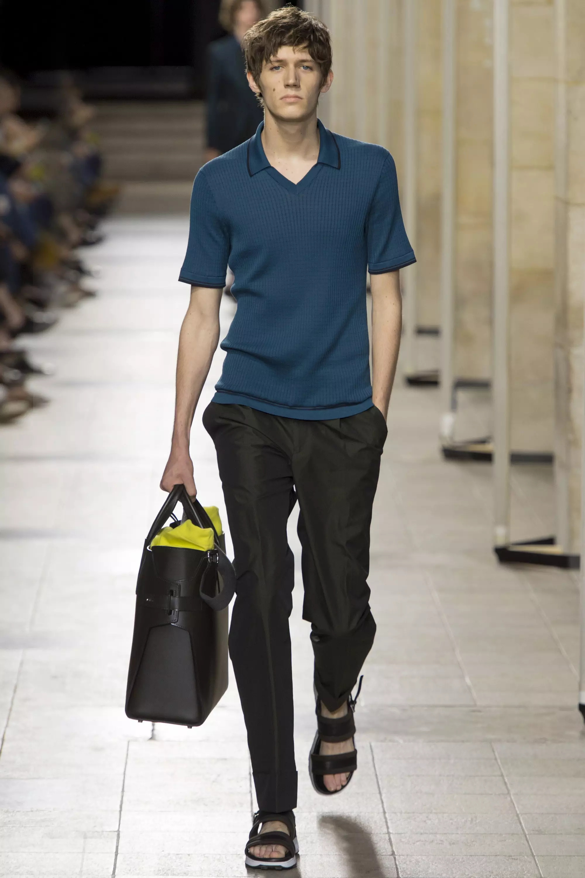 UHERMES MENSWEAR SPRING SUMMER 2017 PARIS (31)