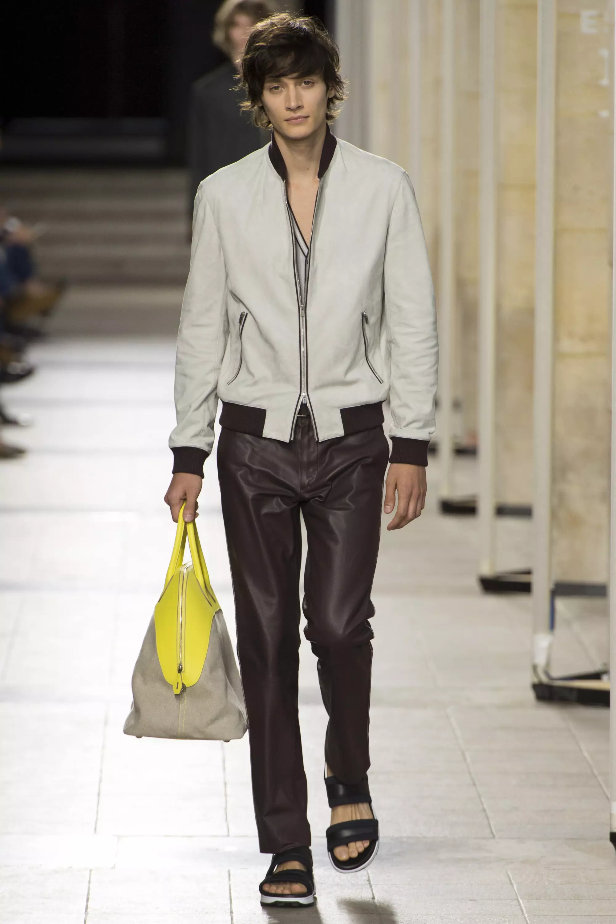 HERMES MENSWEAR SPRING SUMMER 2017 PARIS (7)