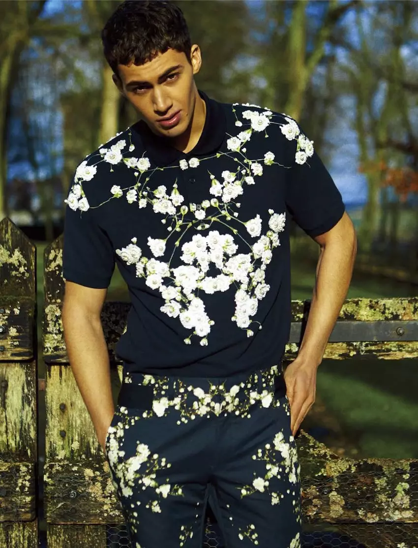 Ag féachaint go hálainn agus álainn Alessio Pozzi do GQ Style Korea S / S 2015 leis an Grianghrafadóir Young Kyu Yoo.