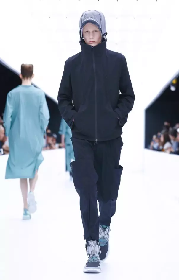 Y-3 MENSWEAR FRÜHLING SOMMER 2017 PARIS (41)