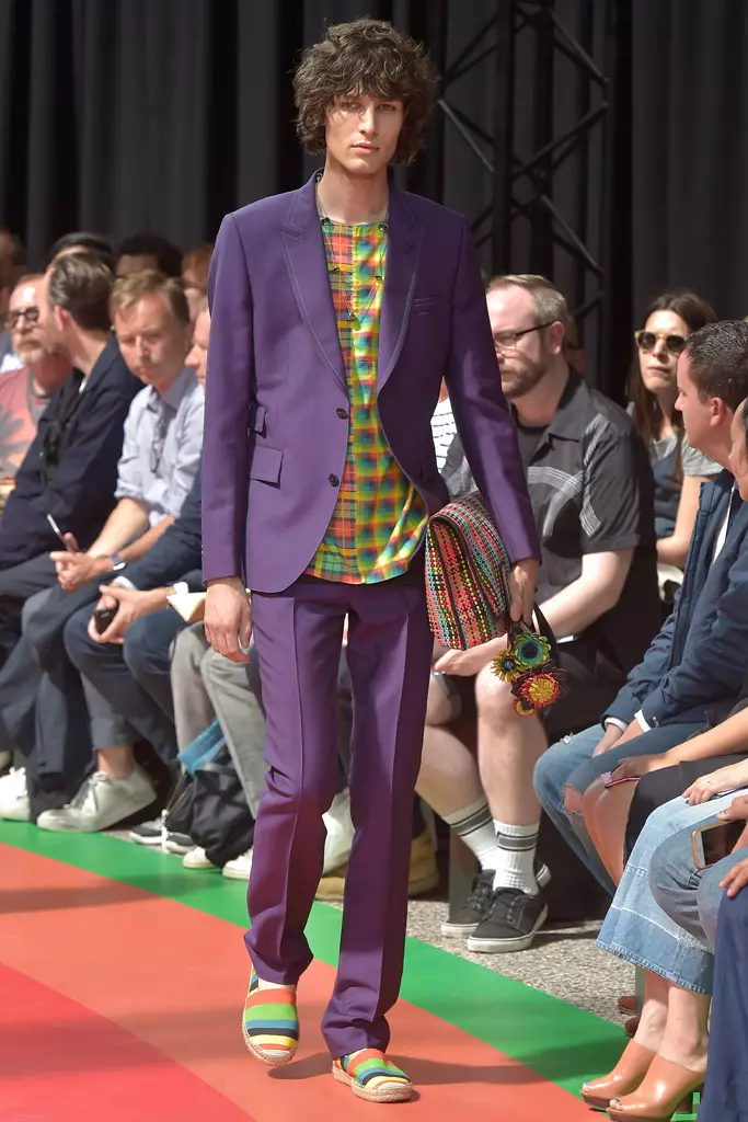 Sioe Paul Smith, Runway, Wythnos Ffasiwn Dynion Paris, Gwanwyn Haf 2017, Ffrainc - 26 Mehefin 2016