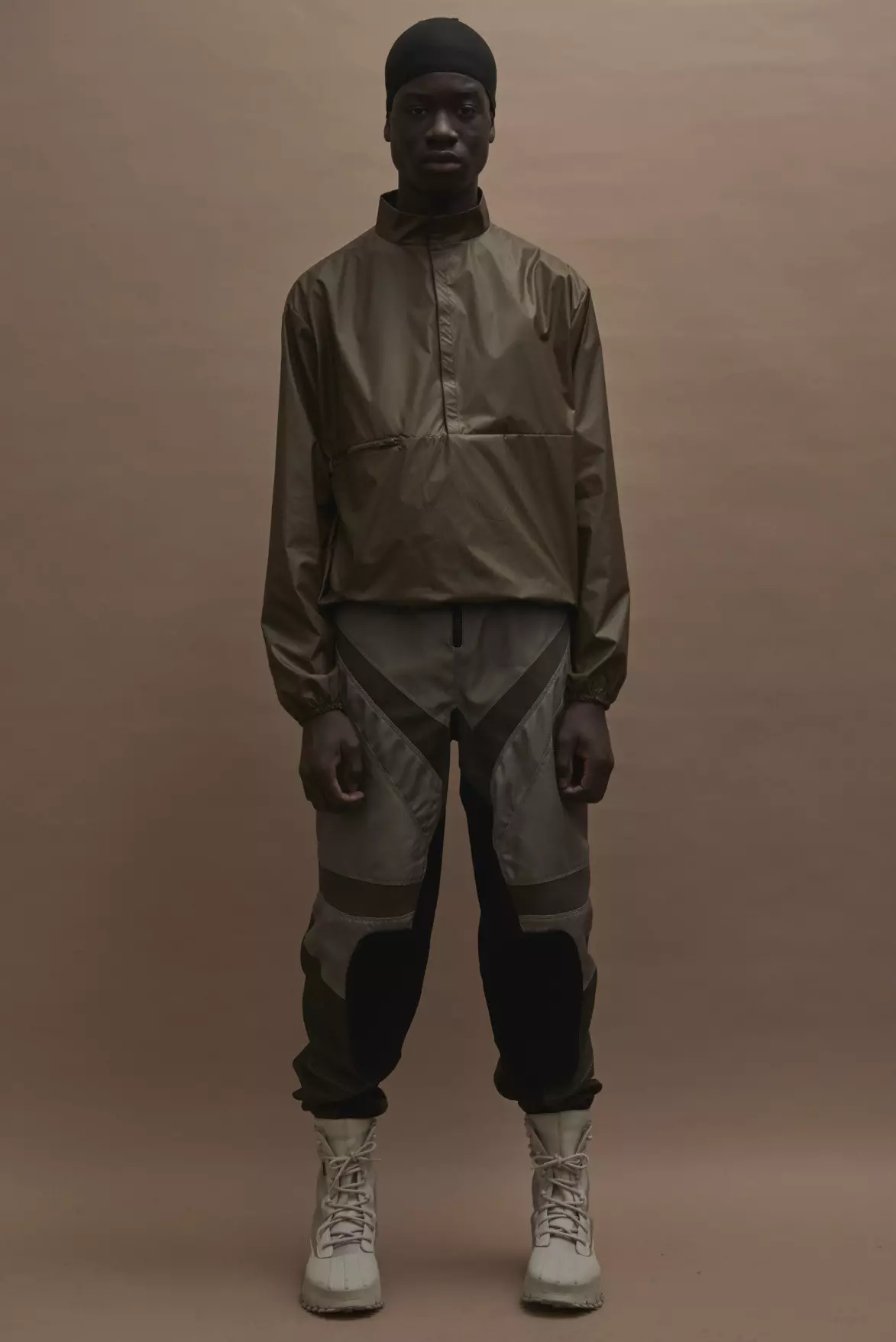 Pakaian Pria Yeezy Season 3 FW 2016 (4)