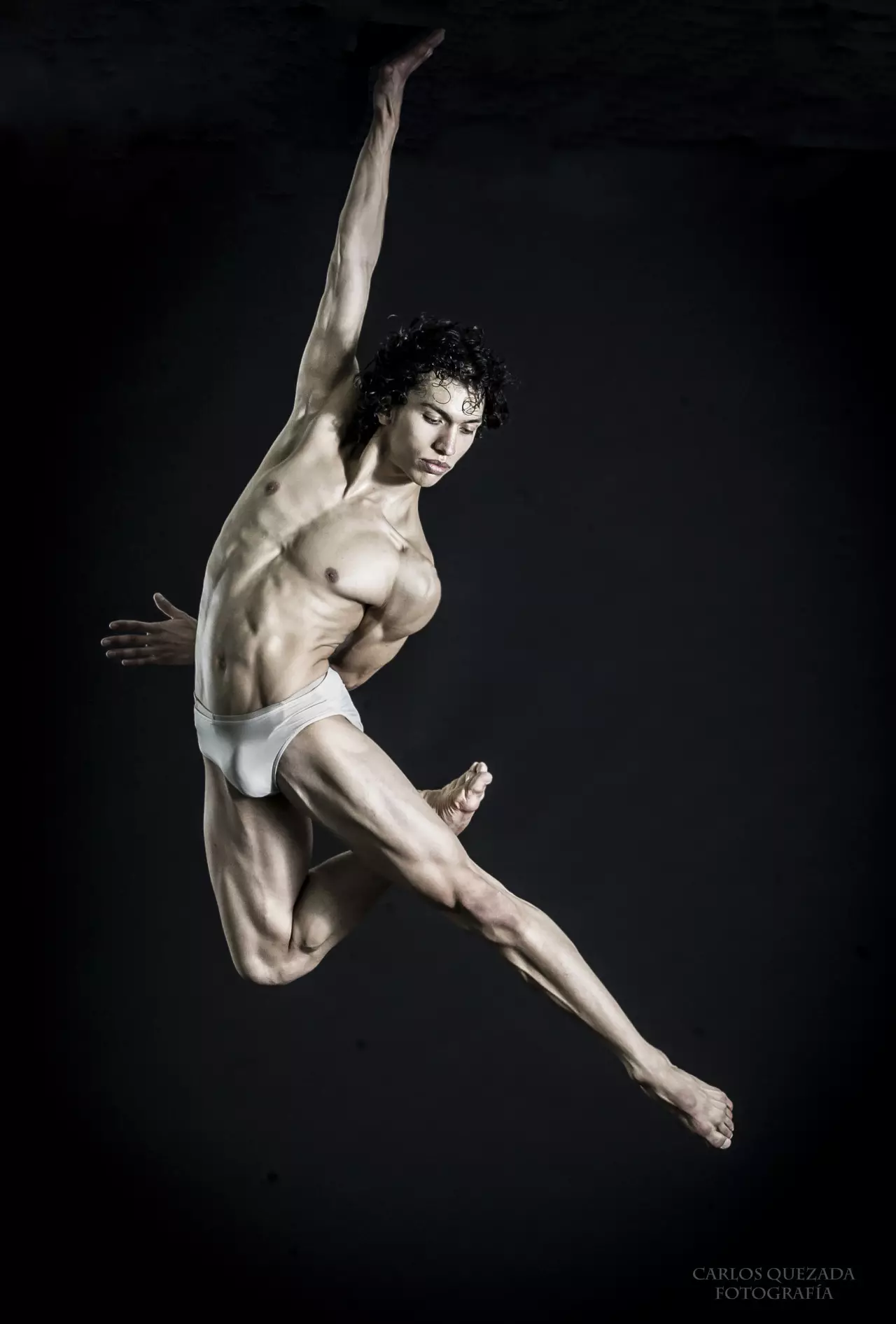 Rodrigo Aryam minn Carlos Quezada għal The Male Dancer Project