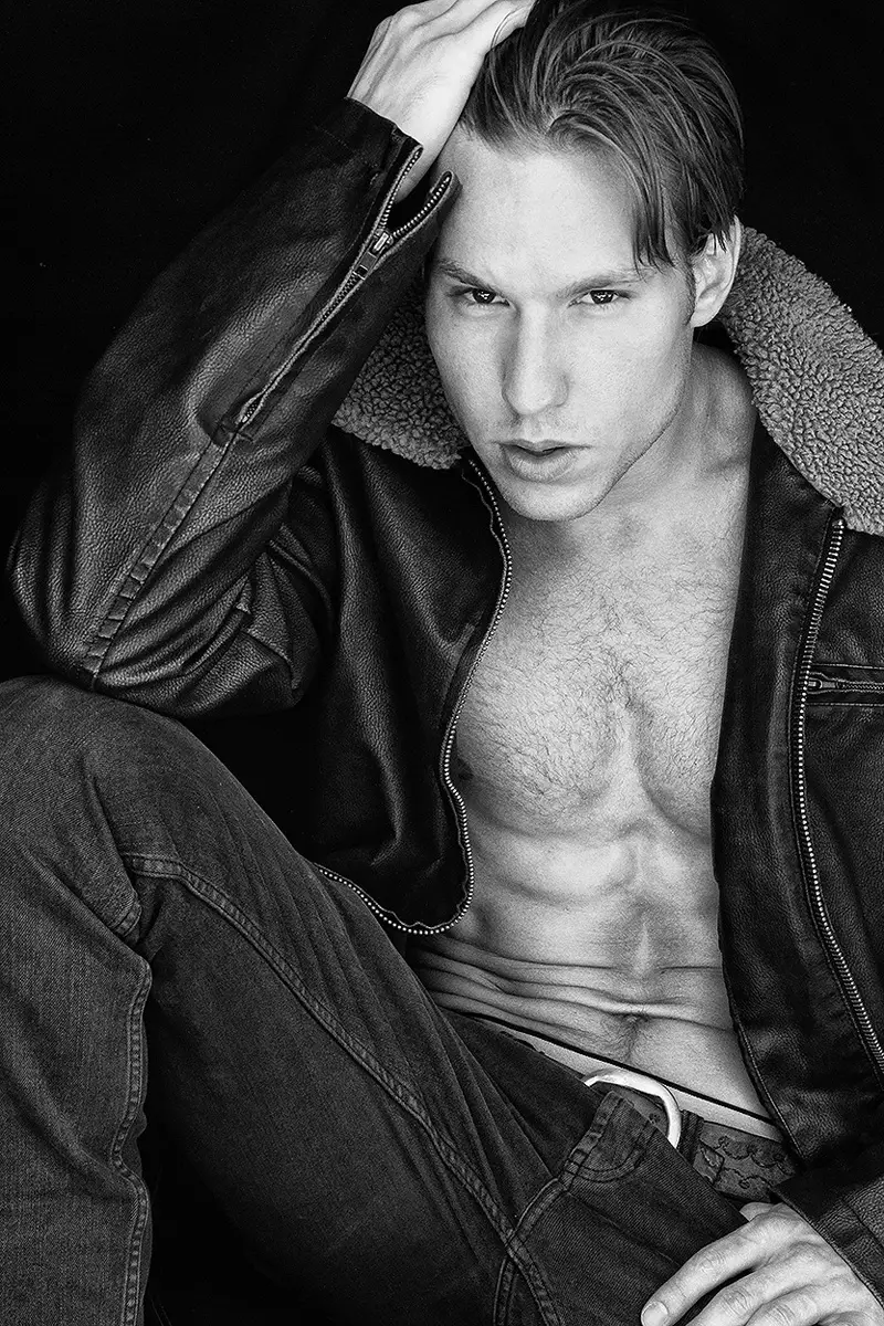 Ryan Rundle por Ray John Pila 1248_1