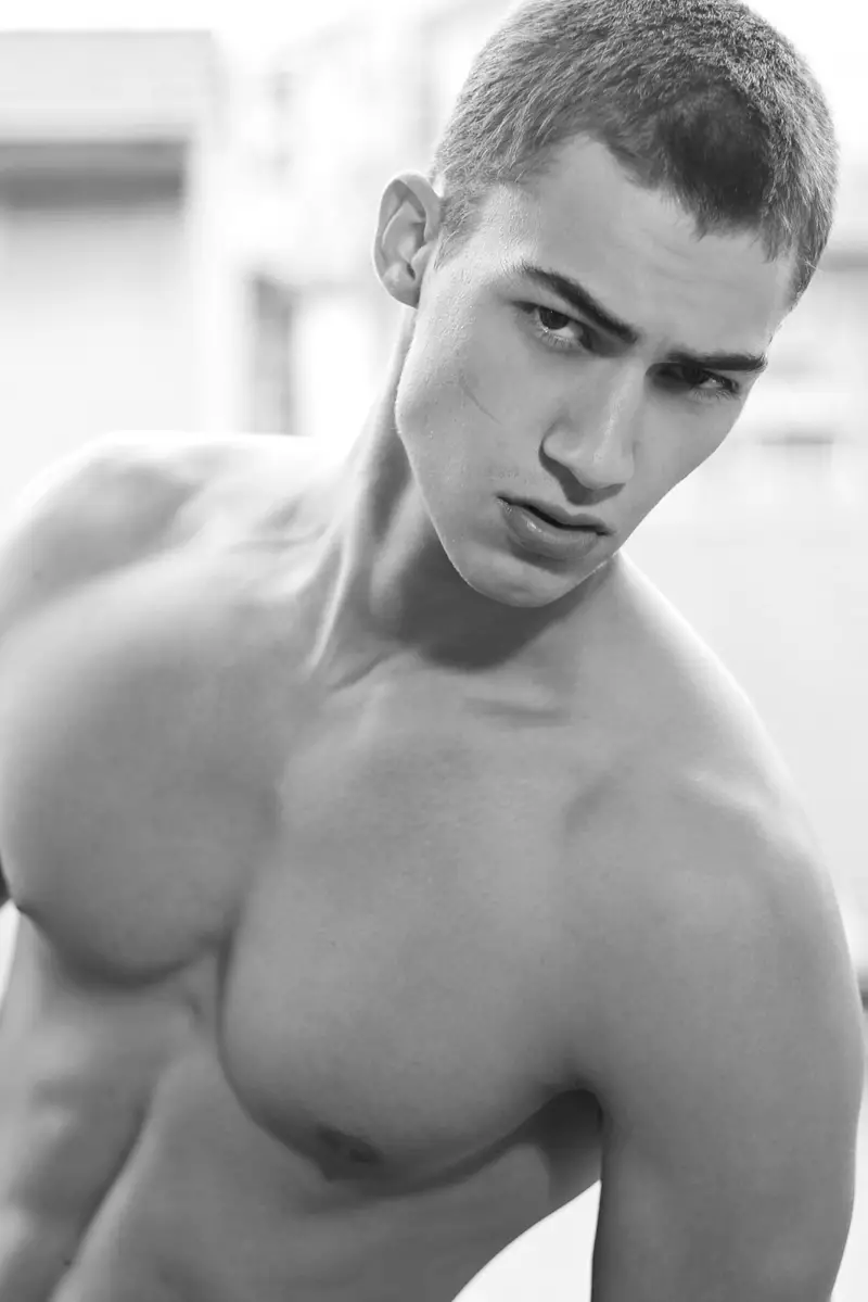 Alessio-Pozzi-Modelo-005