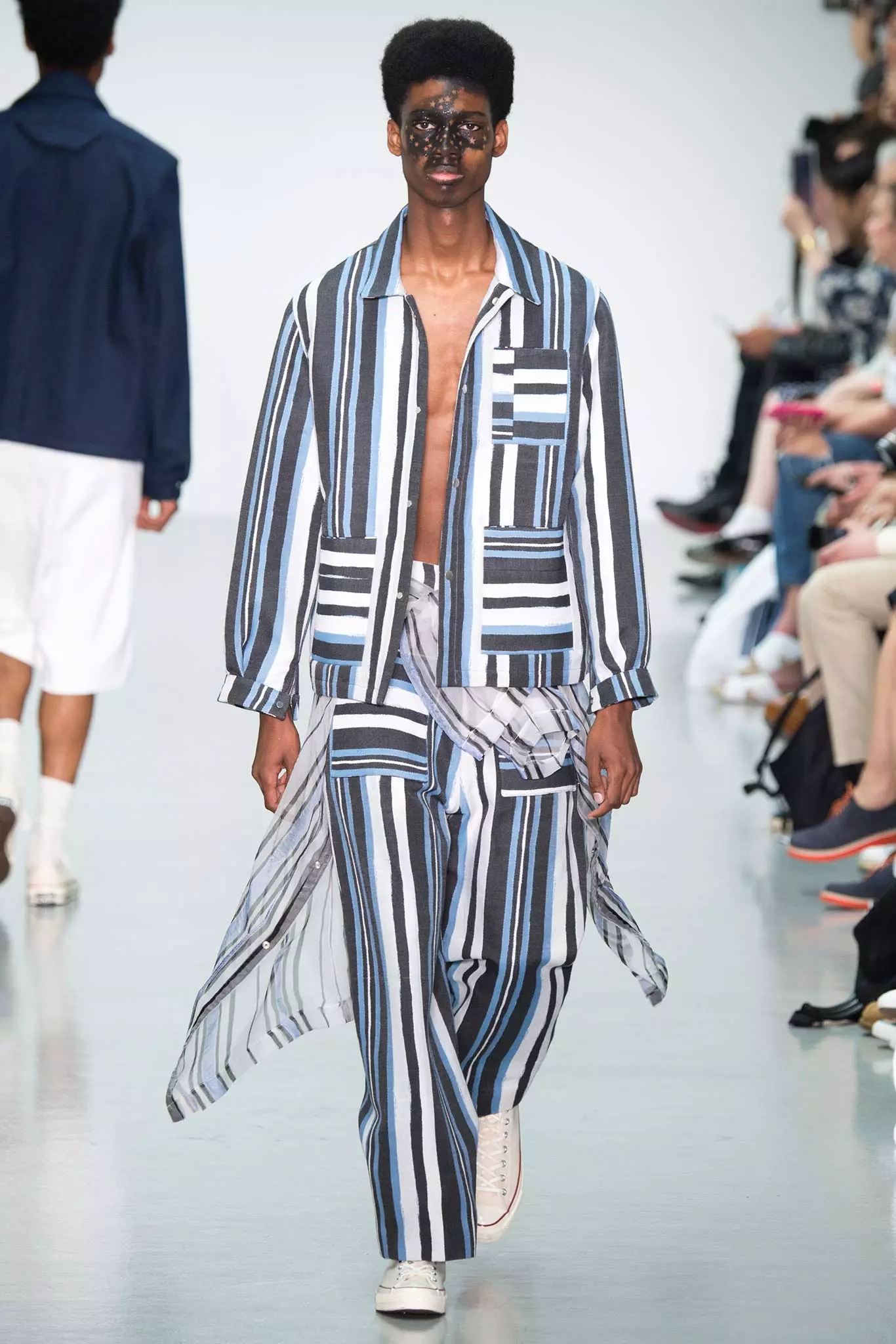 AGI SAM MENSWEAR SPRING16925