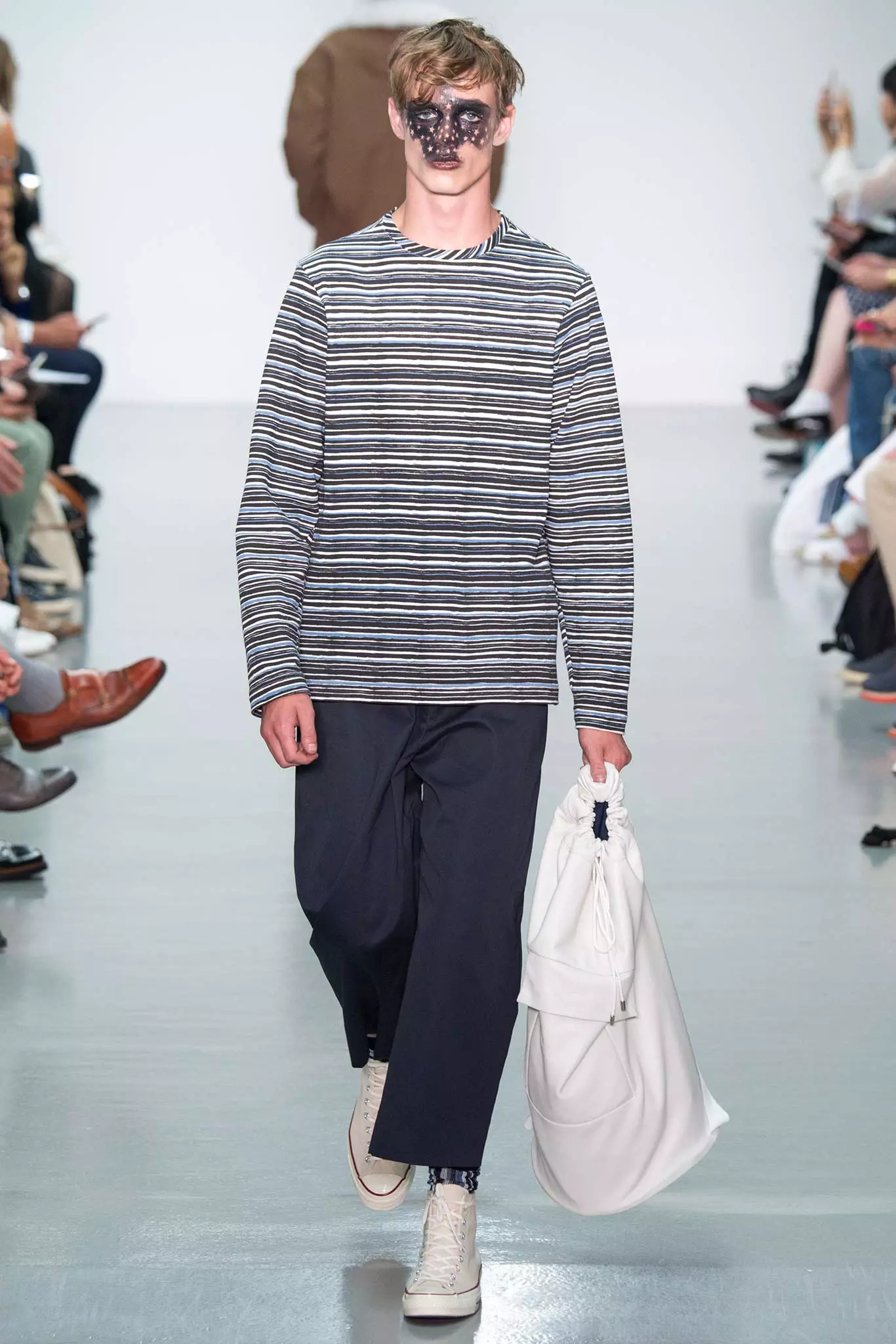 AGI SAM MENSWEAR SPRING16914