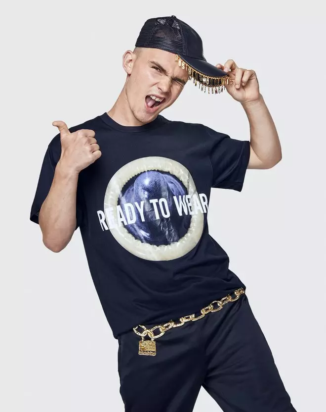 Moschino x H&M Lookbook21