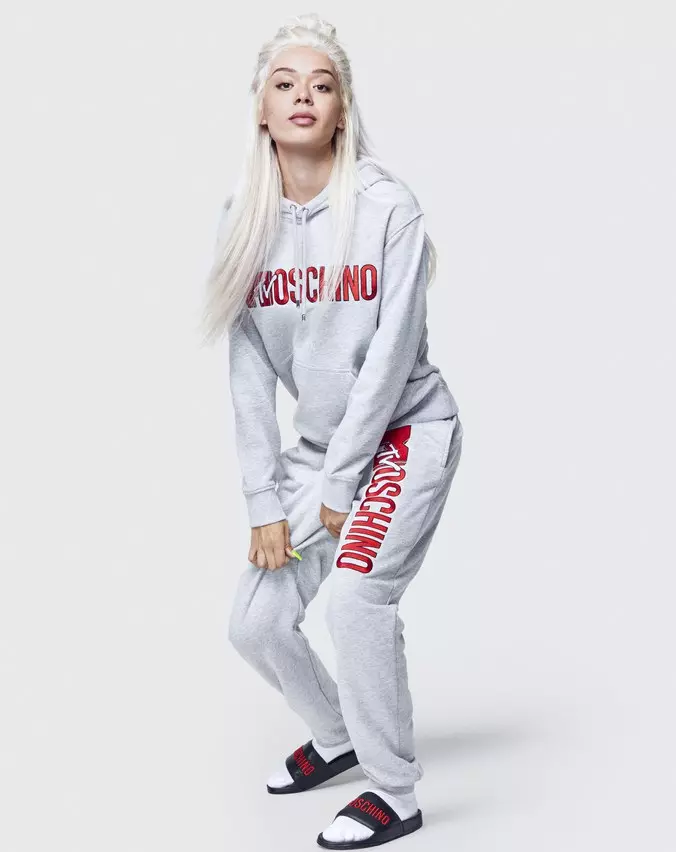 Moschino x H&M Lookbook36