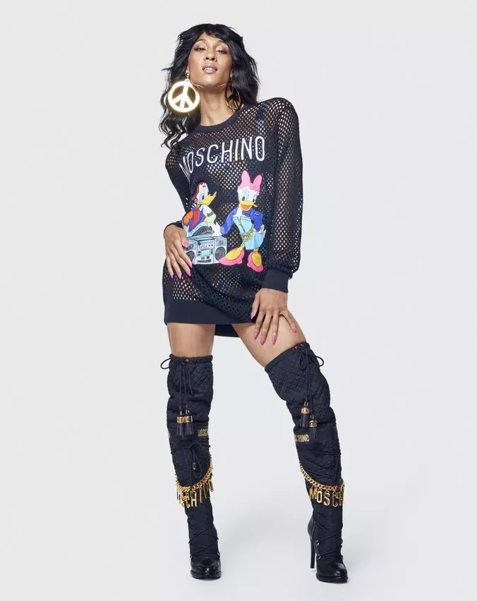 Leabhar Breathnaithe Moschino x H&M32