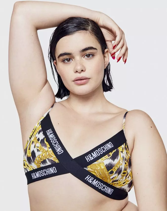 Leabhar Breathnaithe Moschino x H&M47