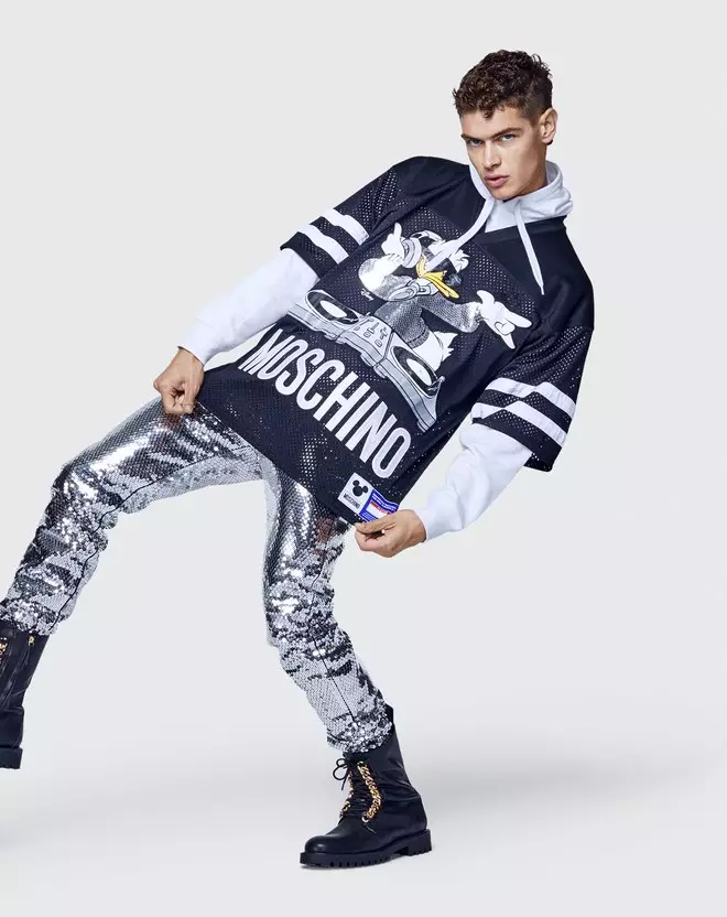 Leabhar Breathnaithe Moschino x H&M14