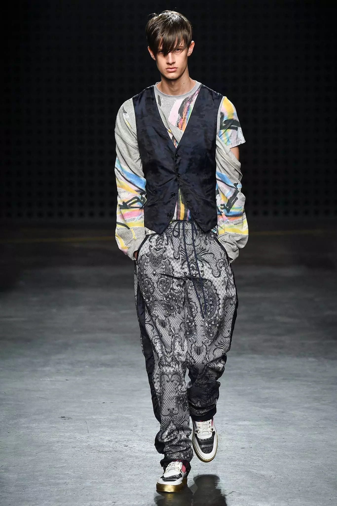 UJAMES LONG SPRINGSUMMER2016101