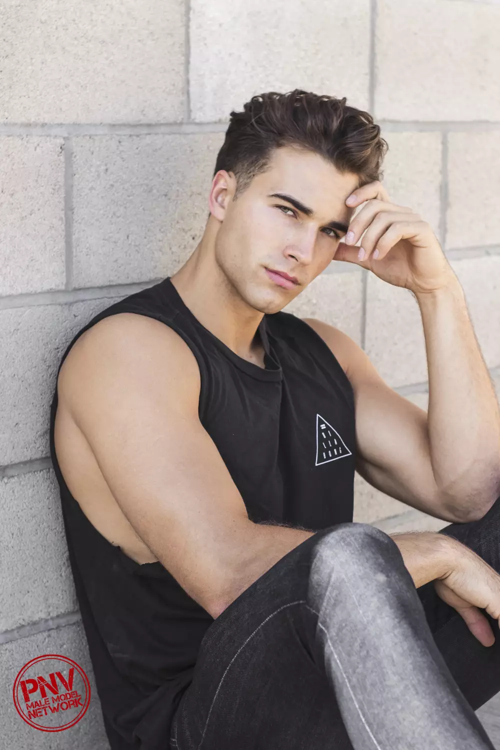 Nic Palladino nataon'i Adam Washington 2