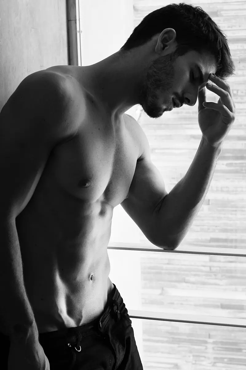 Lucas-Bernardini-av-Photographer-Remulo-Brandao-140716-03