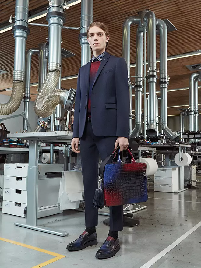 Berluti เปิดเผยลุคแรกจาก Kris Van Assche สำหรับฤดูใบไม้ผลิ 2019