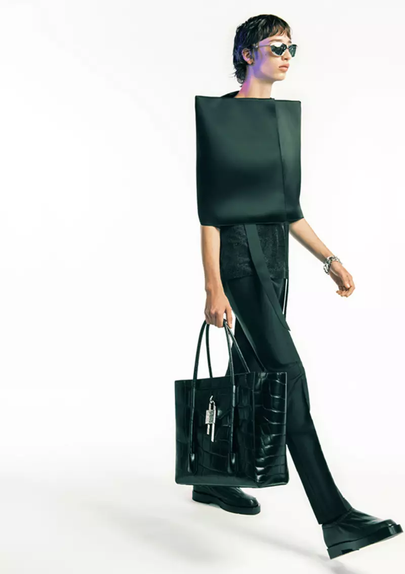 Givenchy Ready To Wear Spring 2021 Paris 1370_23