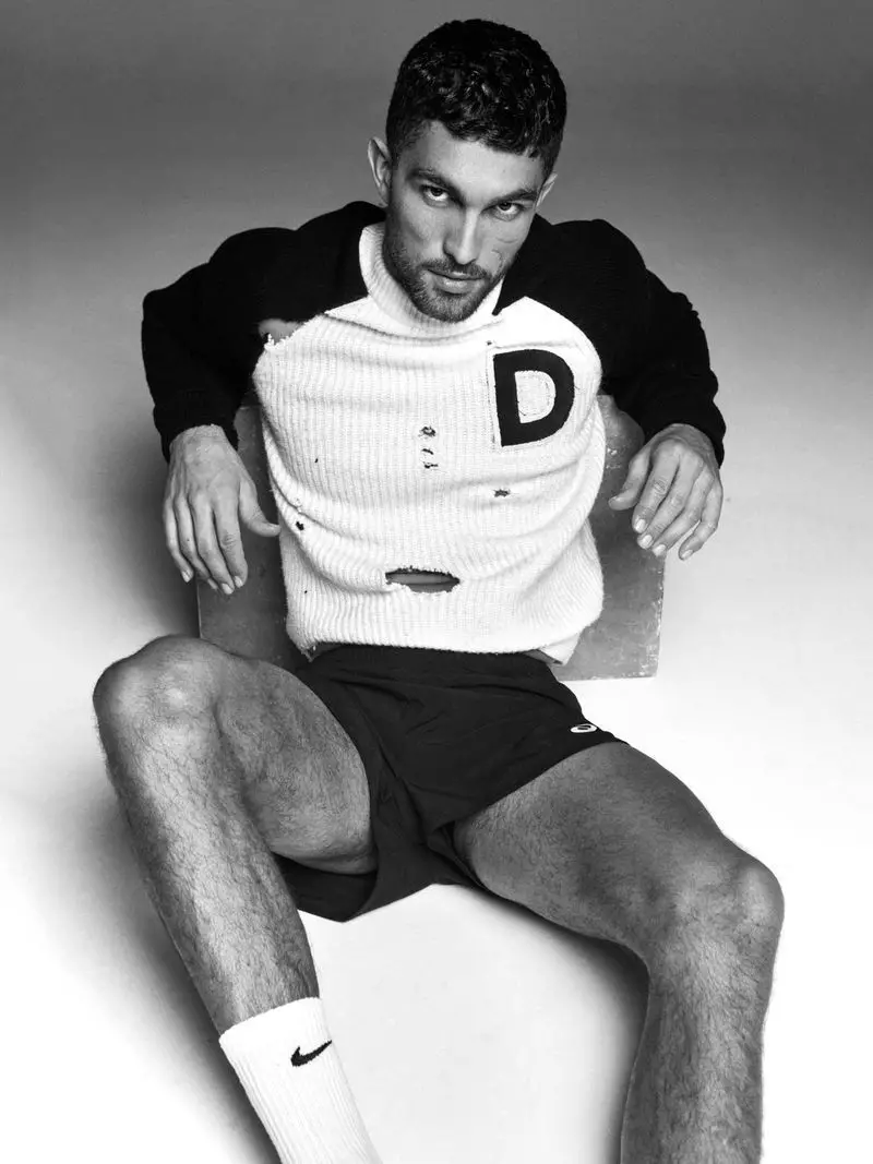 Modelo Tobias Sorensen para L'Officiel Hommes Polônia