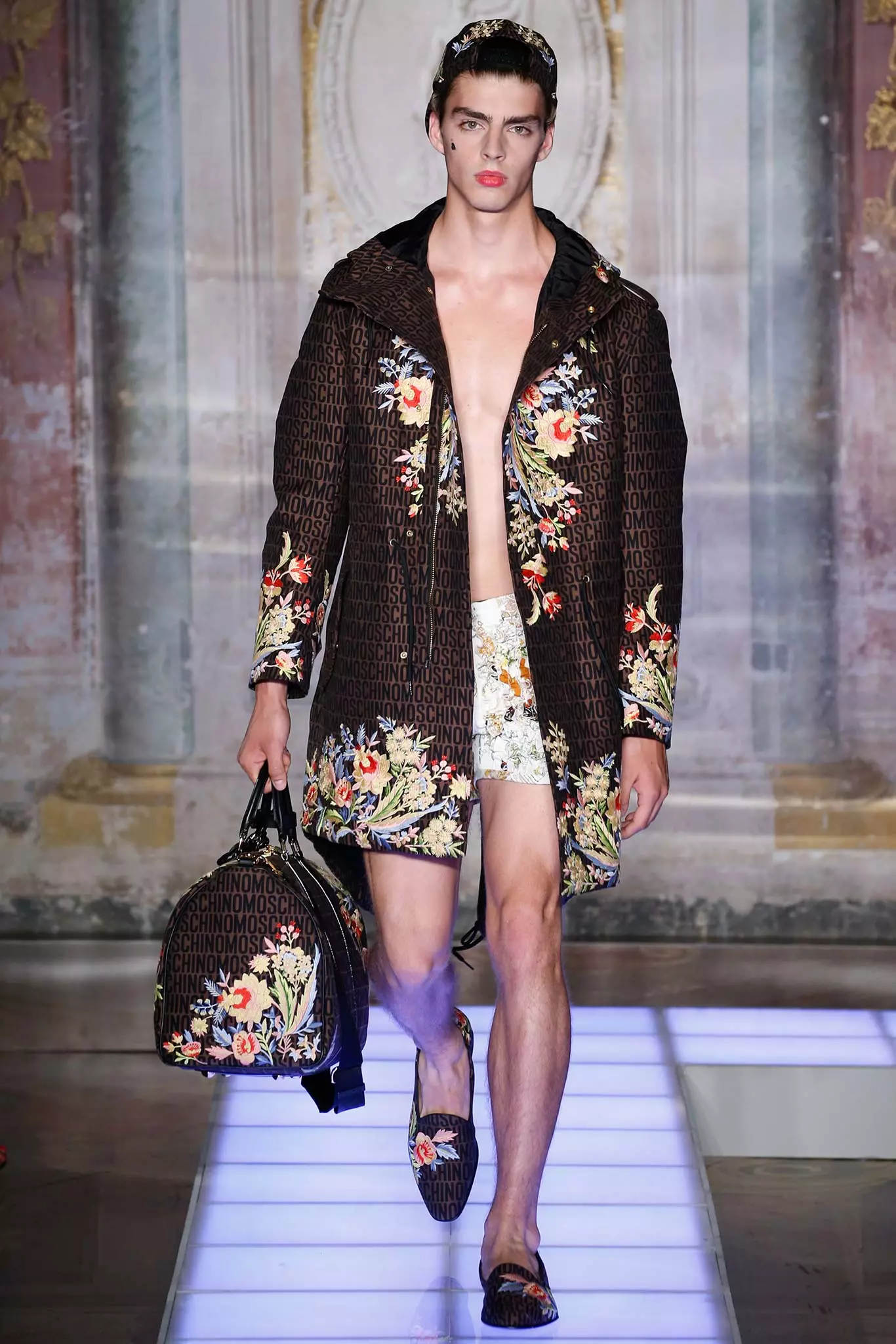 Moschino Menswear Spring2016496