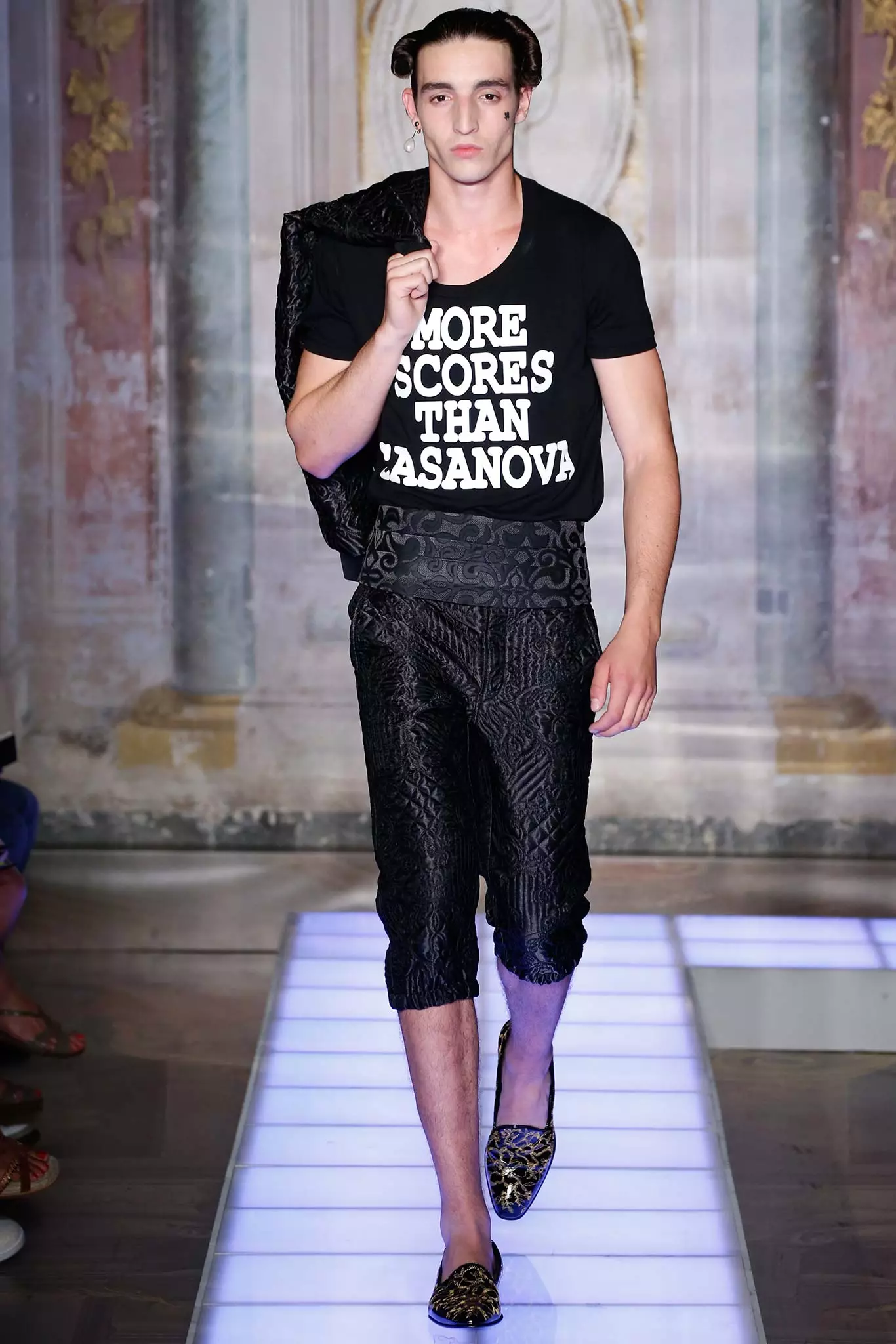 Moschino Menswear Spring2016493