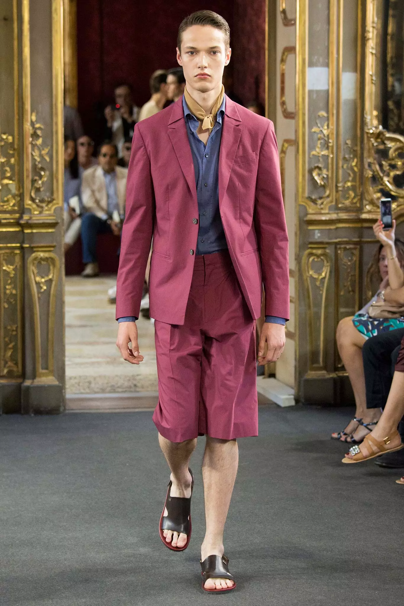 Corneliani Fréijoer-Summer 2016575