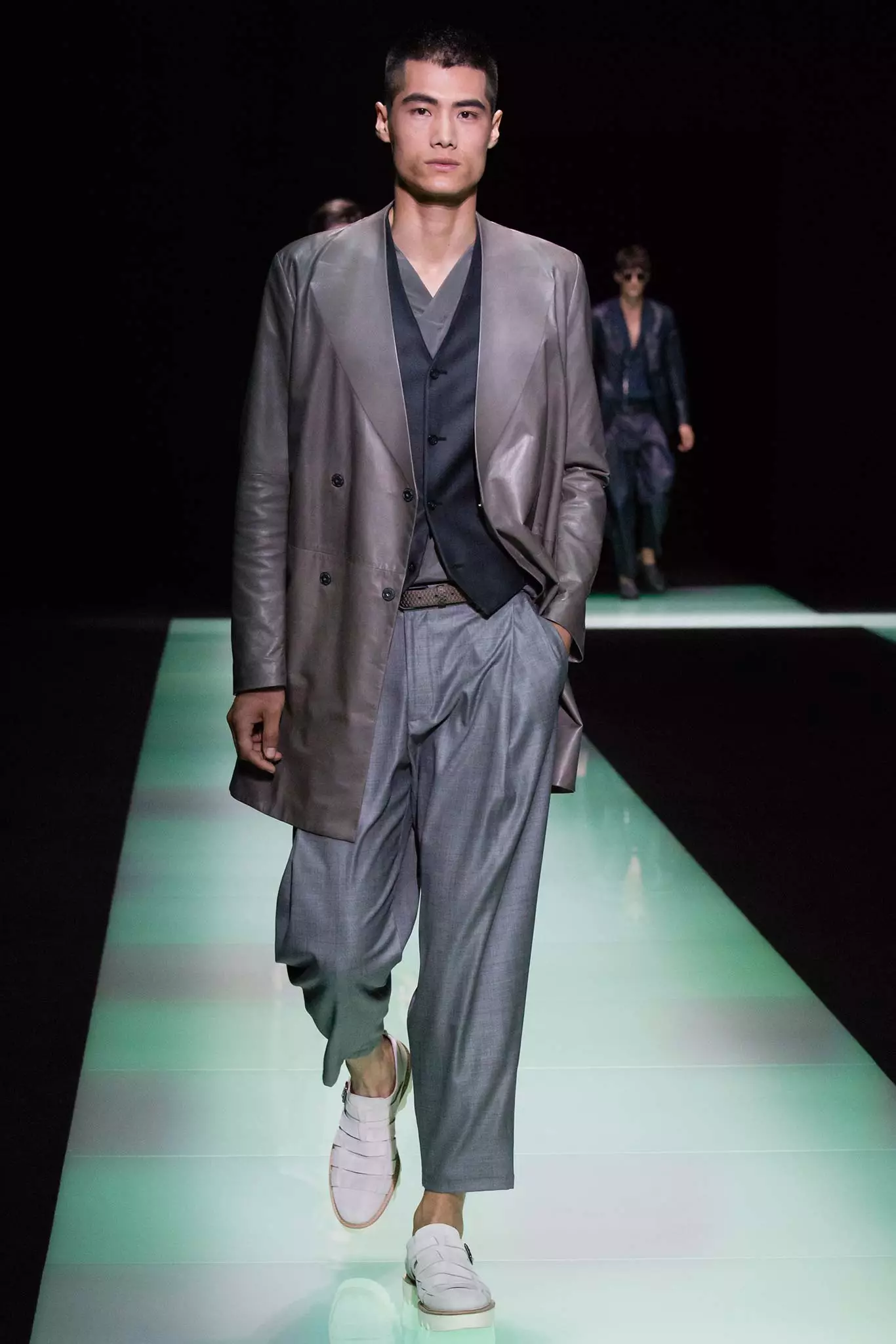 Emporio Armani Spring 2016685