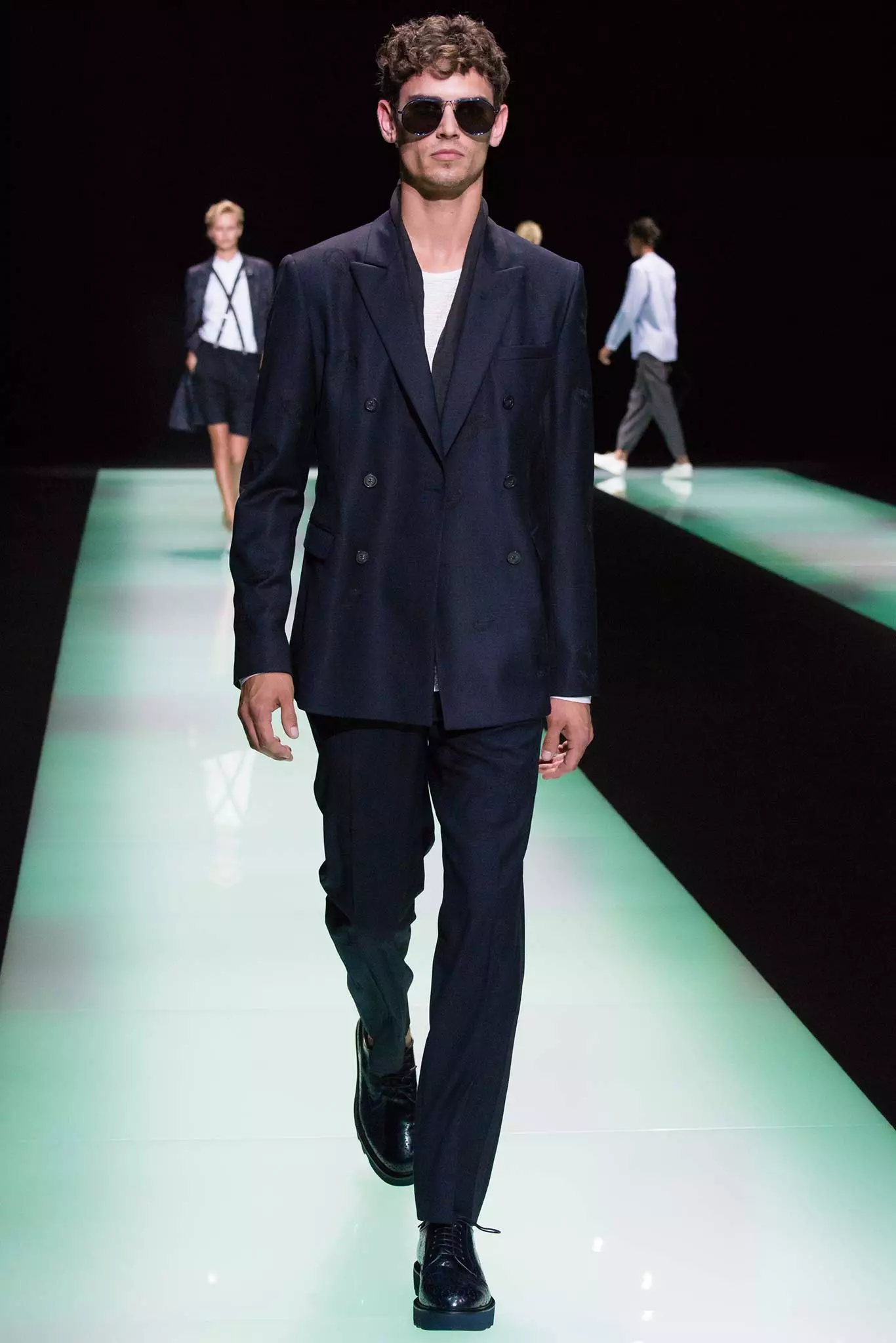 Emporio Armani Spring 2016715