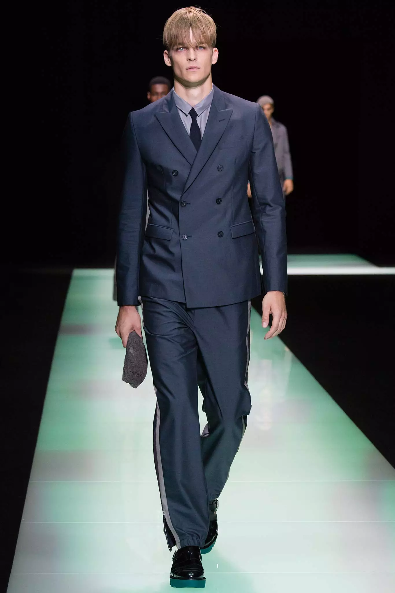 Emporio Armani Spring 2016656