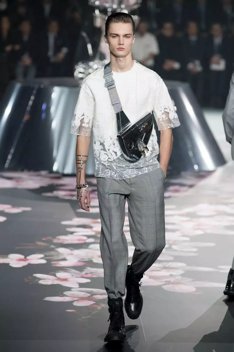 Dior Homme 2019 жылғы күз алдындағы Токио1