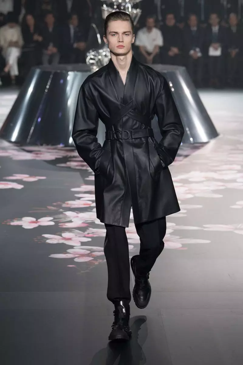 Dior Homme күз алдындағы 2019 Токио25