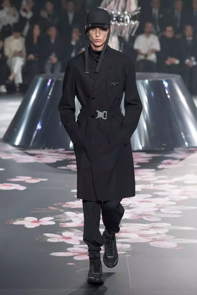 Dior Homme намрын өмнөх 2019 Токио42