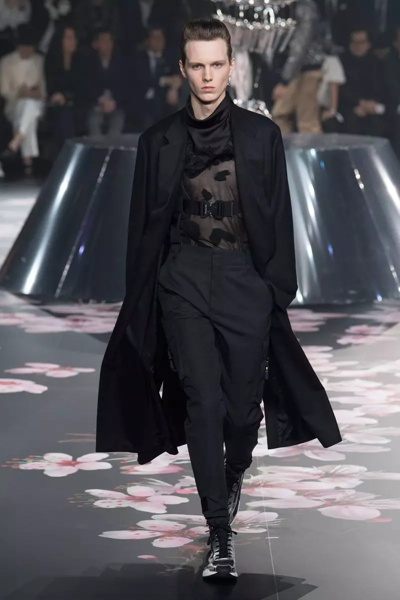 Dior Homme 2019. aasta sügise eel Tokyo43