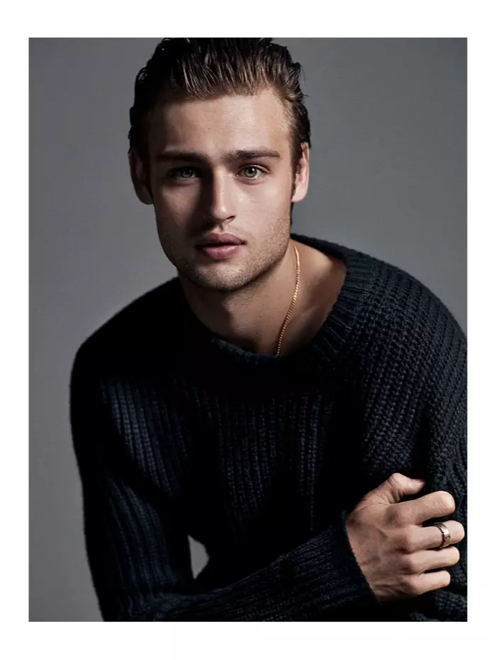 Douglas-booth-0008.jpg.pagespeed.ce.aZ4TgzRhSG