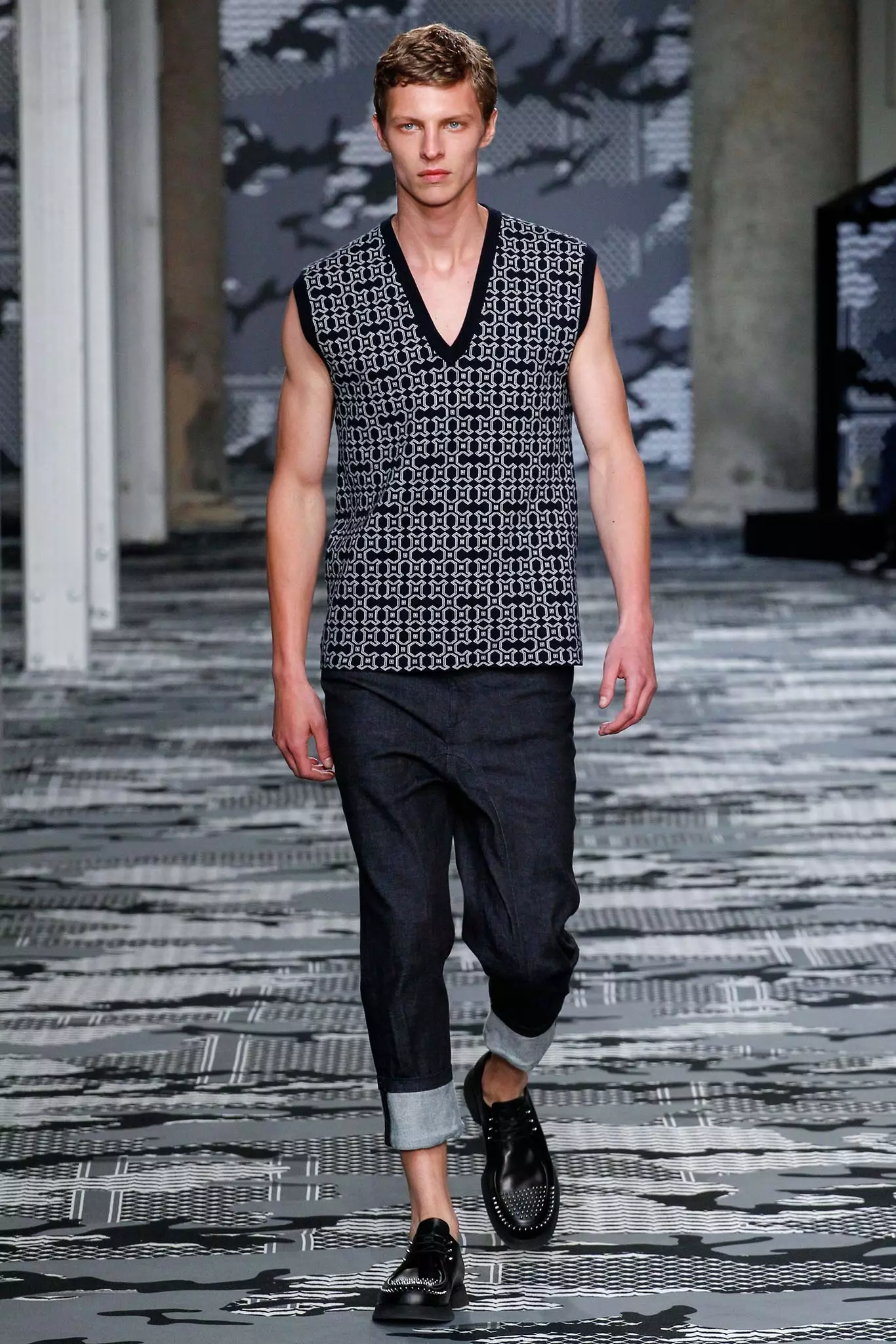 Neil Barrett Spring 2016023