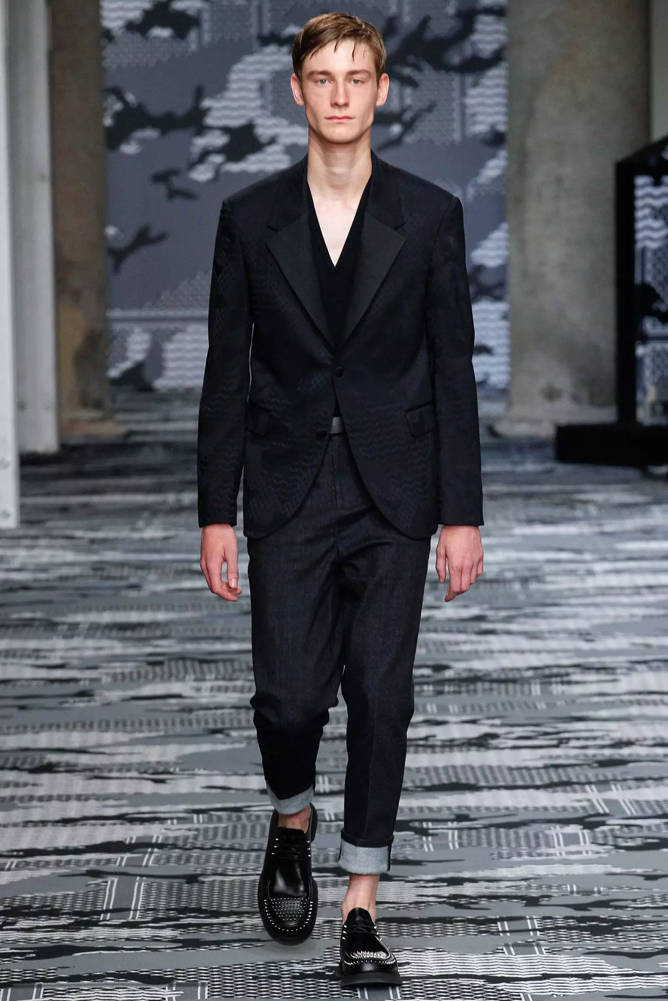 Neil Barrett Spring 2016031