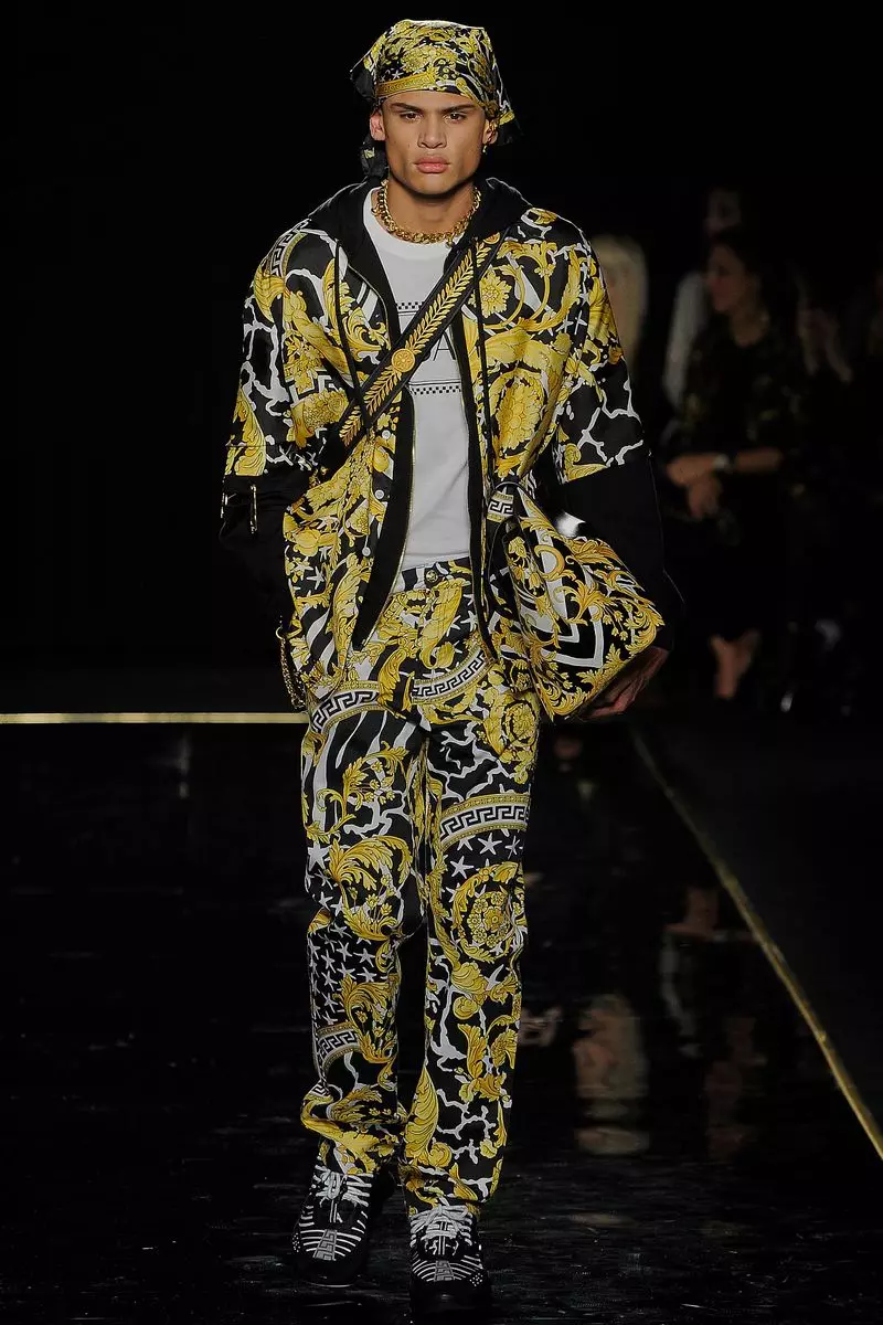 Versace Pra Musim Gugur 2019 New York