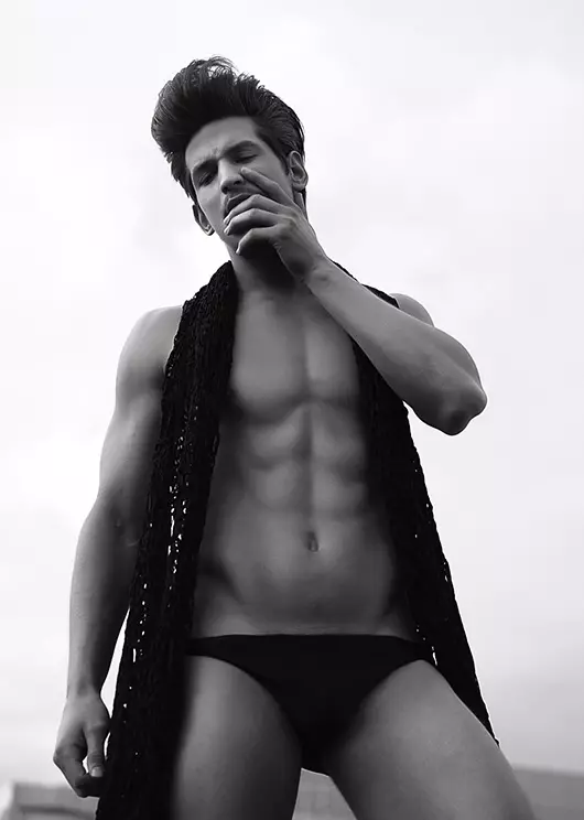 Jarrod Scott por Dimitris Theocharistumblr_mtdqu4QFVw1rbb9b9o6_1280