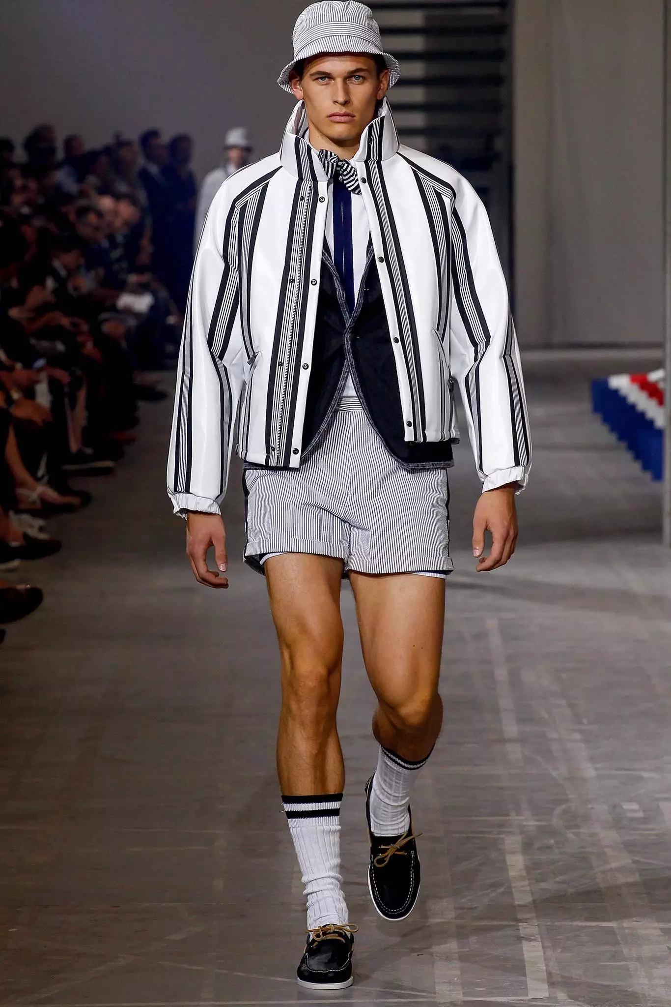 Moncler Gamme Bleu Primavera 2016409