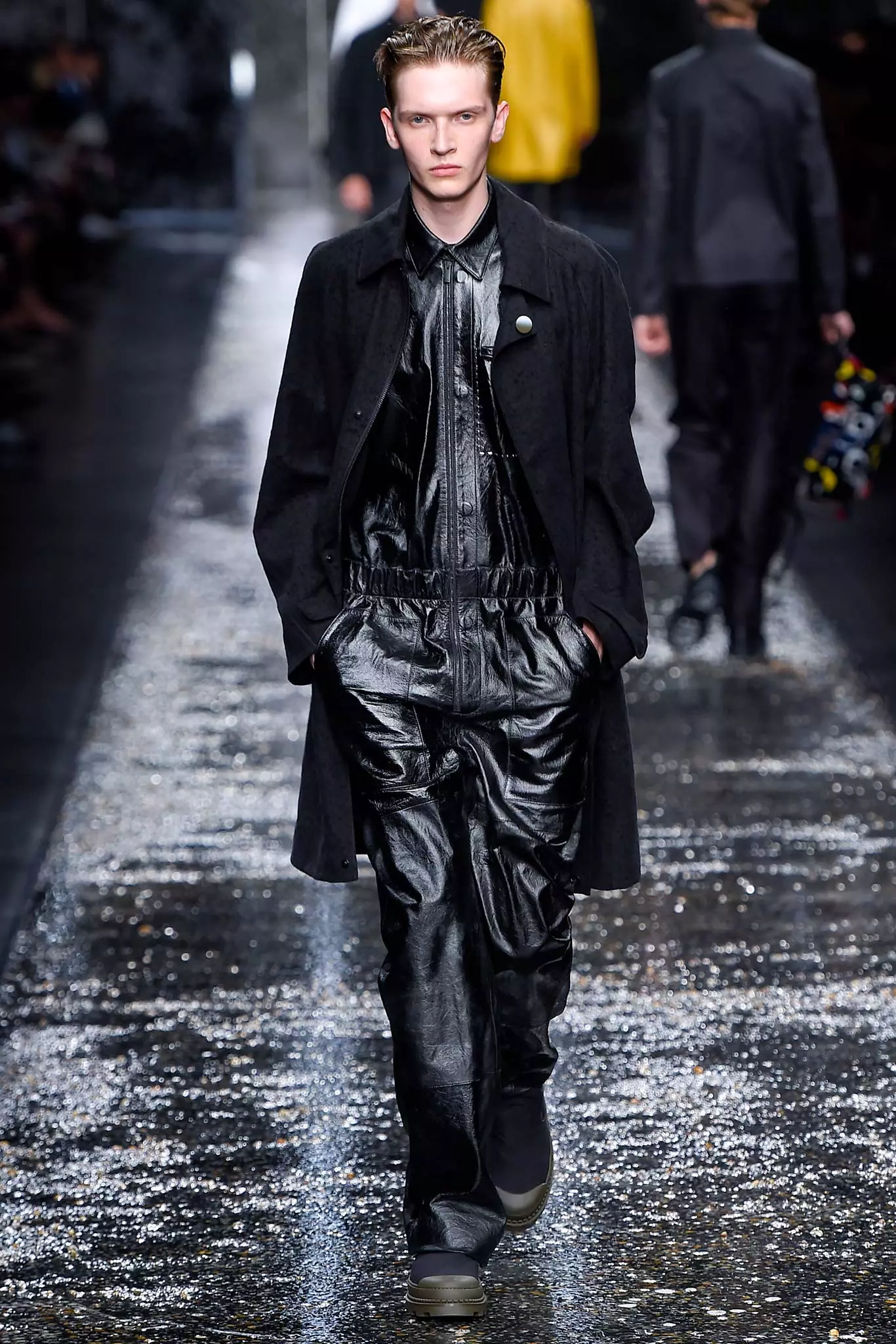 Fendi Earrach 2016 Menswear734