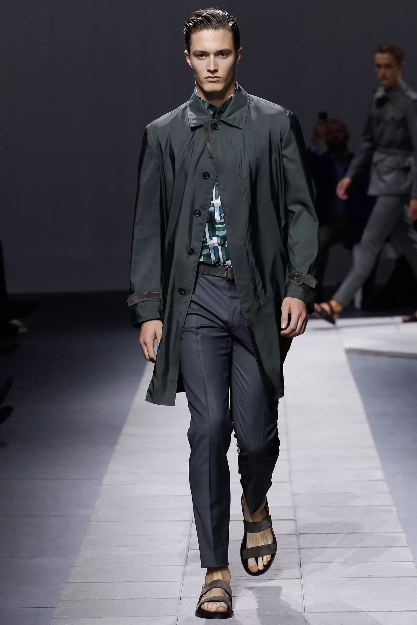 BRIONI MENSWEAR Caij Nplooj Ntoos Hlav 2016768