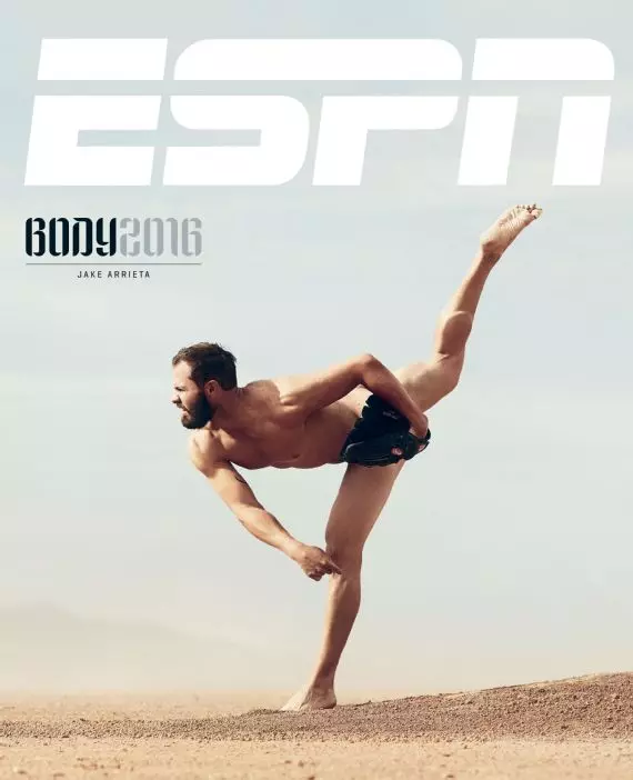 Earste eachopslach Jake Arrieta fan 'e Chicago Cubs dy't neaken pitchet foar it 2016 ESPN Body Issue